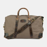 Our weekender fits in Aircabine, very practical for short Tripps